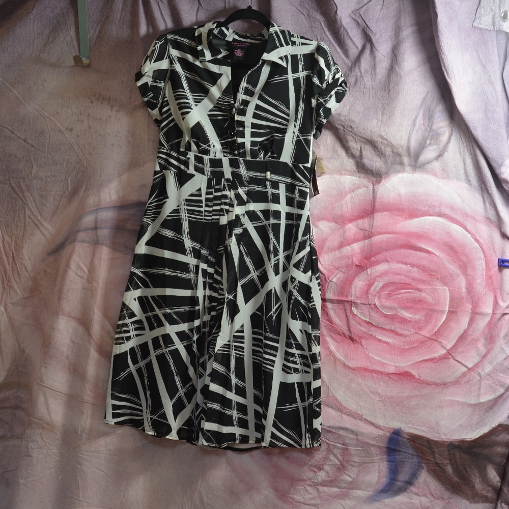 Light Summer Dress Black and White SZ 10P NWT